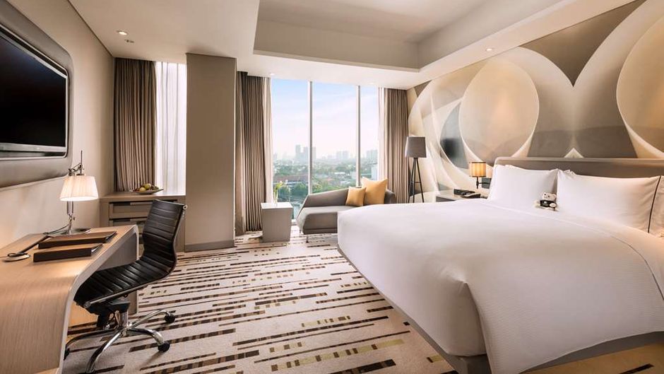 DoubleTree by Hilton Jakarta Diponegoro Room
