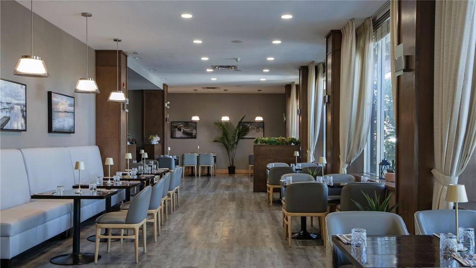 Doubletree By Hilton Kamloops Restaurant