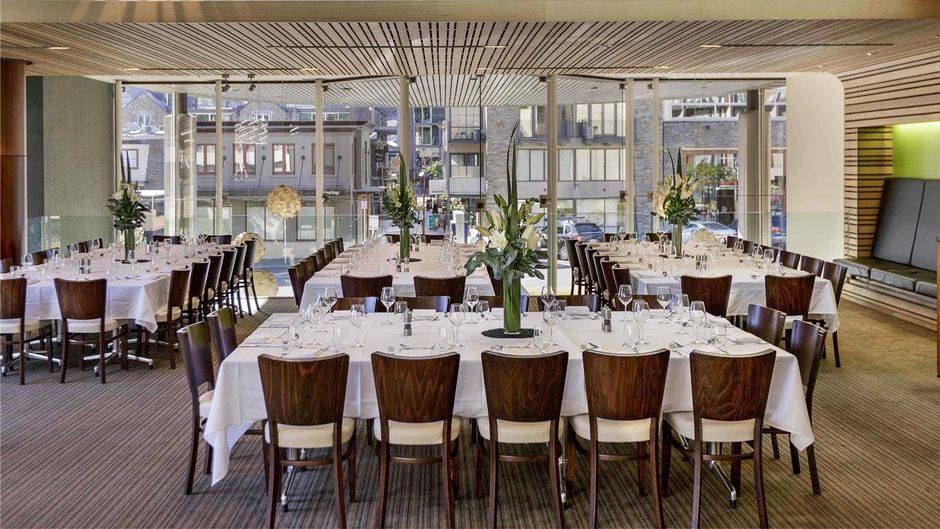 Novotel Queenstown Lakeside Restaurant