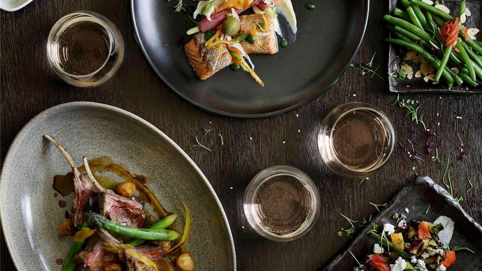 Novotel Queenstown Lakeside Restaurant