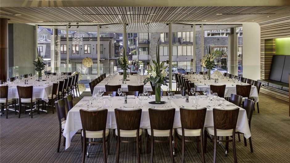 Novotel Queenstown Lakeside Restaurant