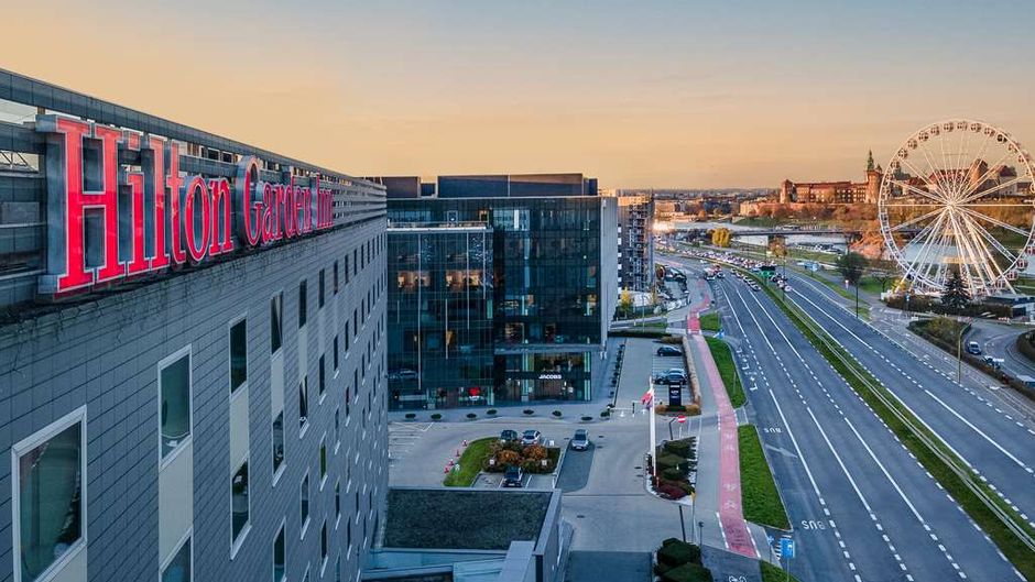Hilton Garden Inn Krakow Exterior