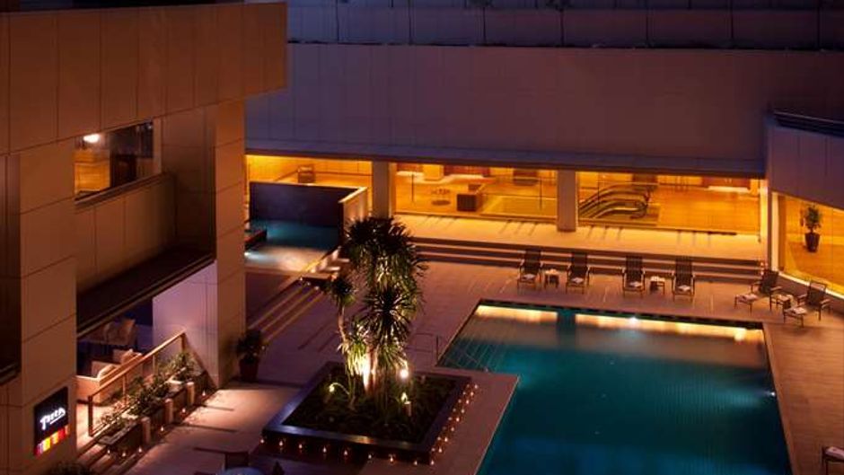 Doubletree by Hilton Hotel Kuala Lumpur Pool