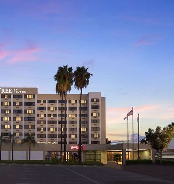 DoubleTree by Hilton Los Angeles-Norwalk