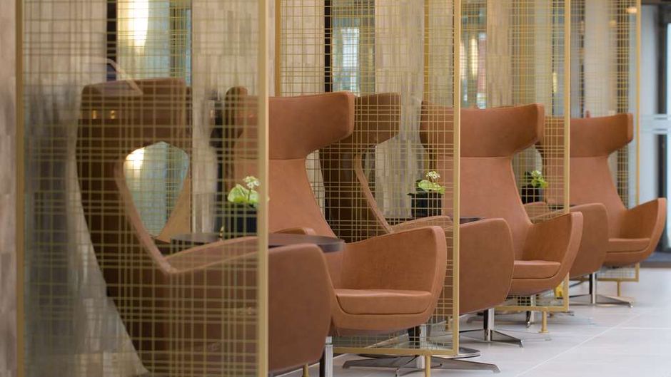 DoubleTree by Hilton London Heathrow Lobby