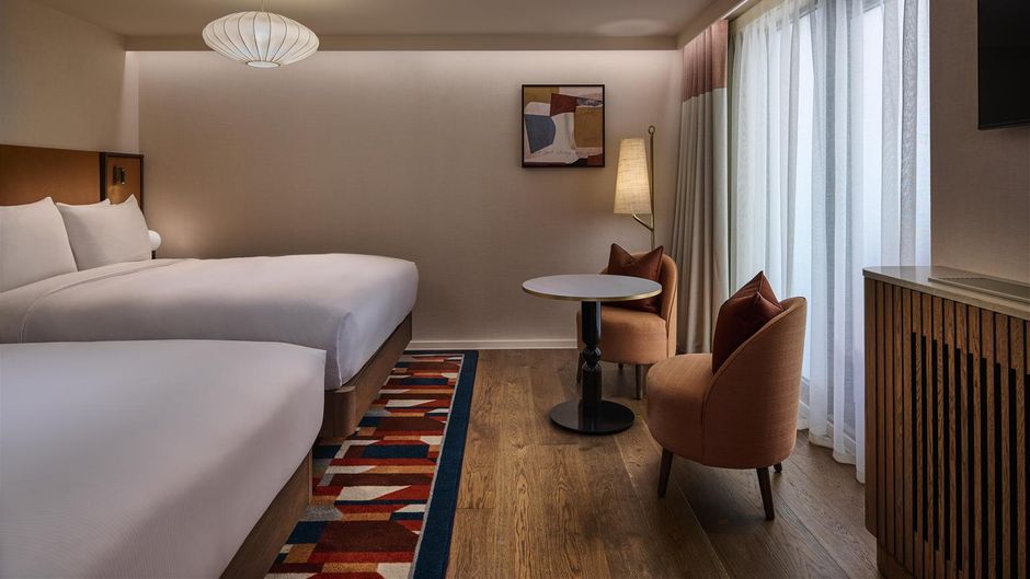 DoubleTree by Hilton London - West End Room