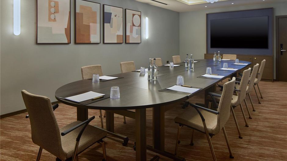 DoubleTree by Hilton London - West End Meeting
