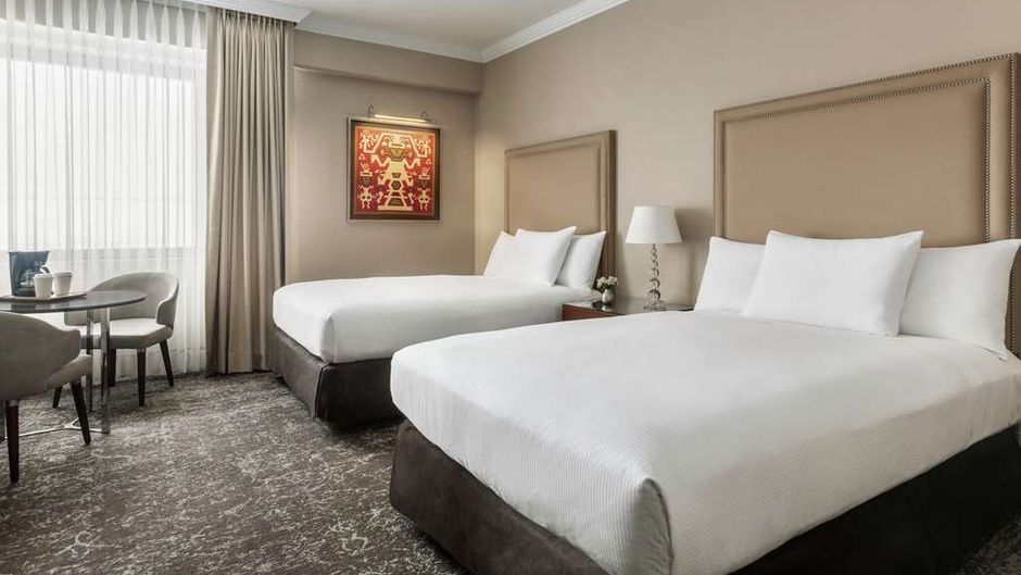 El Pardo Doubletree By Hilton Room