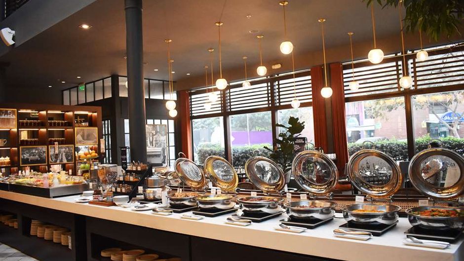 El Pardo Doubletree By Hilton Restaurant