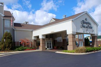 Hampton Inn & Suites Lincolnshire