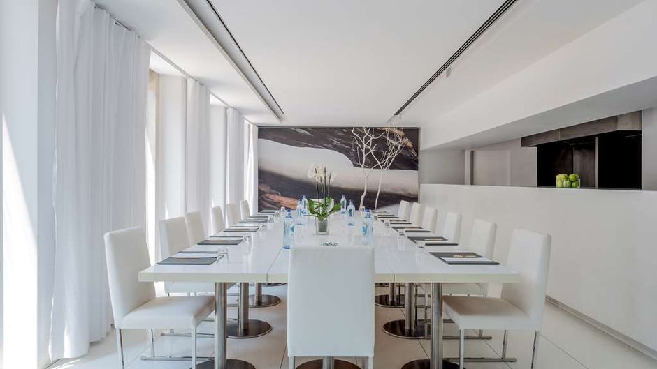 DoubleTree by Hilton Lisbon Fontana Park Restaurant