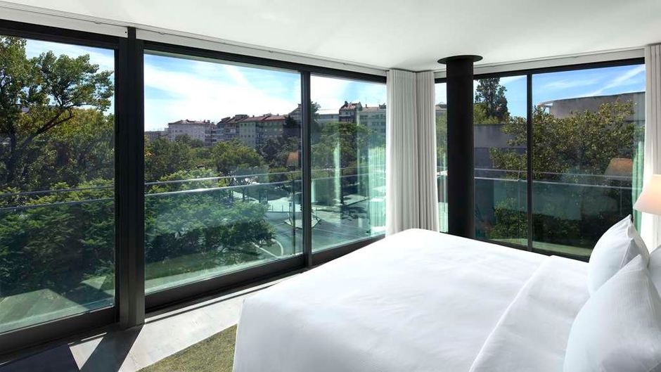 DoubleTree by Hilton Lisbon Fontana Park Room