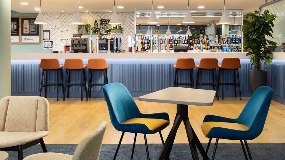 Hampton by Hilton London Gatwick Airport Restaurant