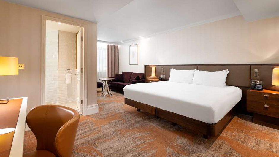 Hilton London Hyde Park Room