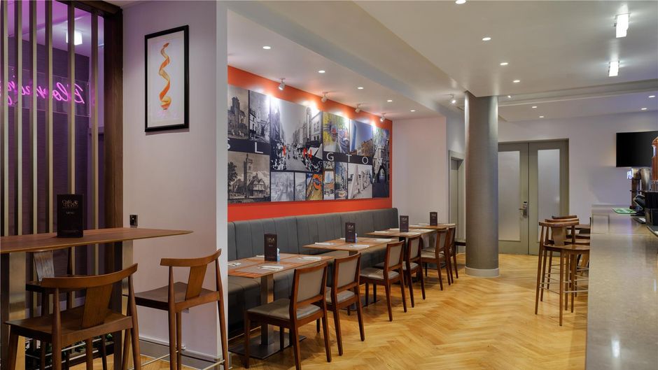 DoubleTree by Hilton Angel Kings Cross Restaurant