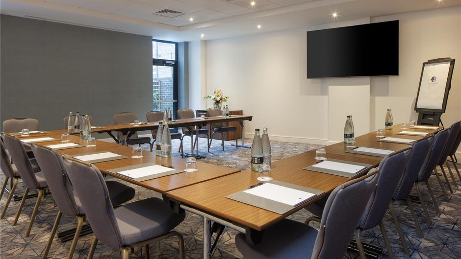 DoubleTree by Hilton Angel Kings Cross Meeting