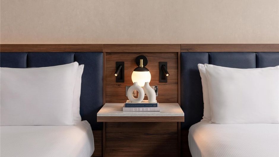 Hilton London Metropole Room
