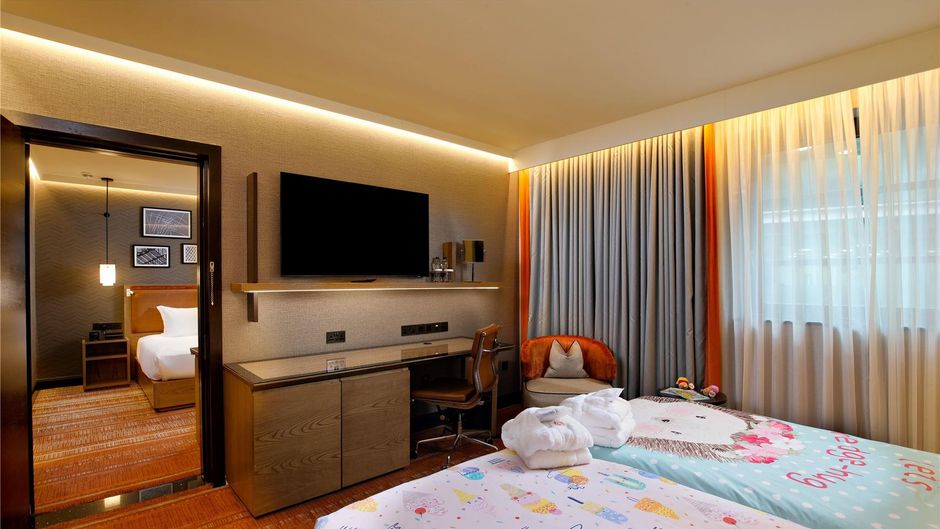 Hilton London Tower Bridge Room
