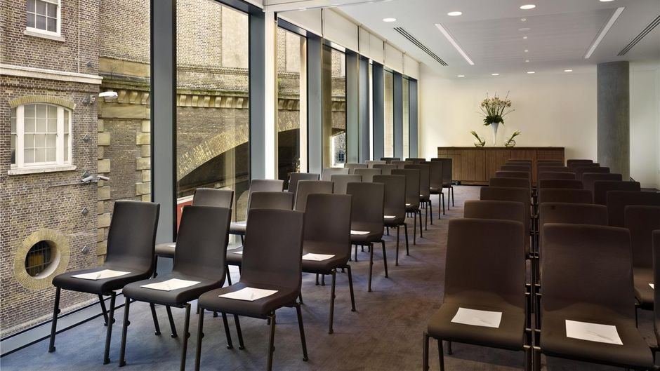 DoubleTree London - Tower of London Meeting