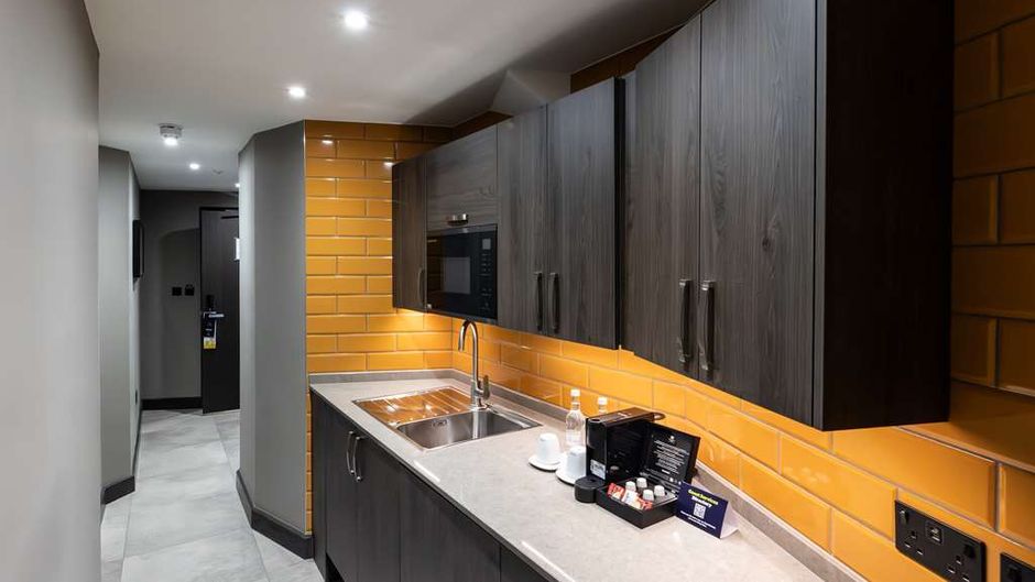 DoubleTree by Hilton London - Victoria Other