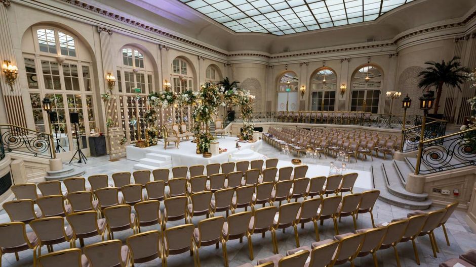 The Waldorf Hilton, London Meeting