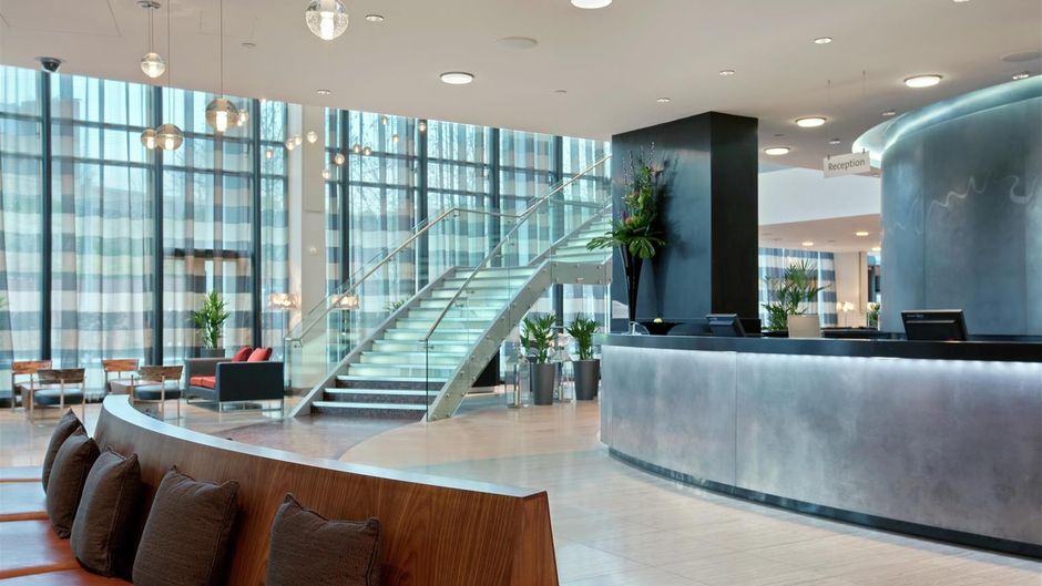 Hilton Liverpool City Centre Lobby