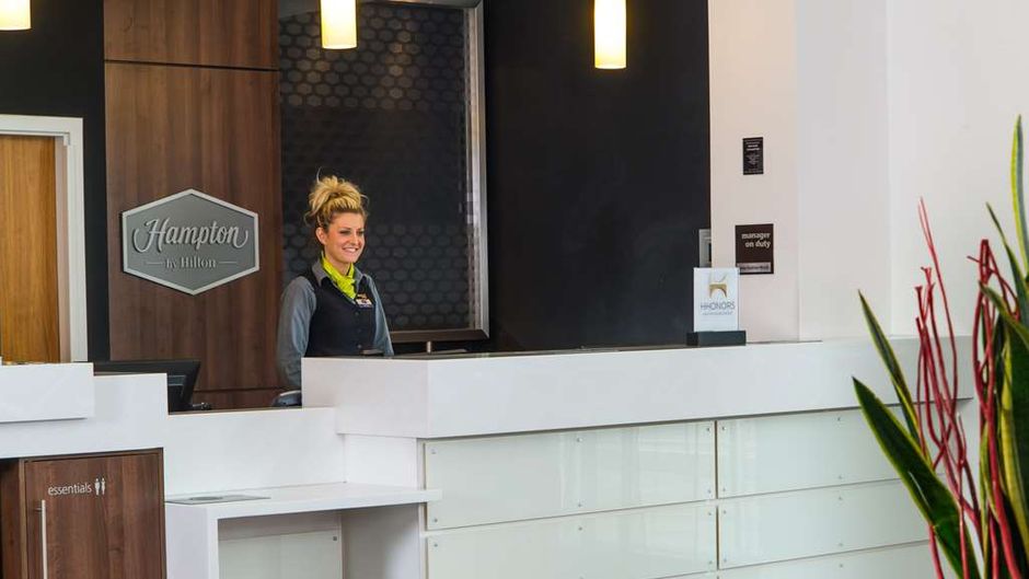 Hampton By Hilton Liverpool City Centre Lobby