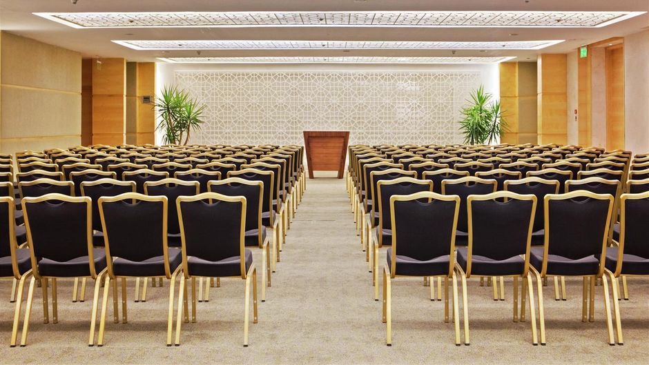 Hilton Luxor Resort & Spa Meeting