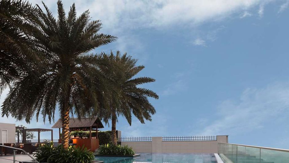 Hilton Chennai Pool