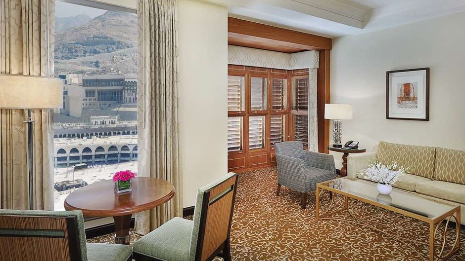 Hilton Suites Makkah Room