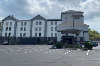 Hampton Inn Max Meadows