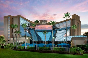 DoubleTree by Hilton Orlando Airport