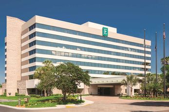 Embassy Suites Intl Drive ICON Park