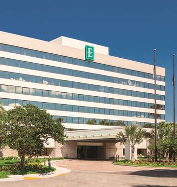 Embassy Suites Intl Drive ICON Park