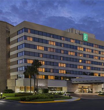 Embassy Suites Intl Drive ICON Park