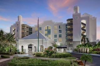 Embassy Suites Lake Buena Vista Resort