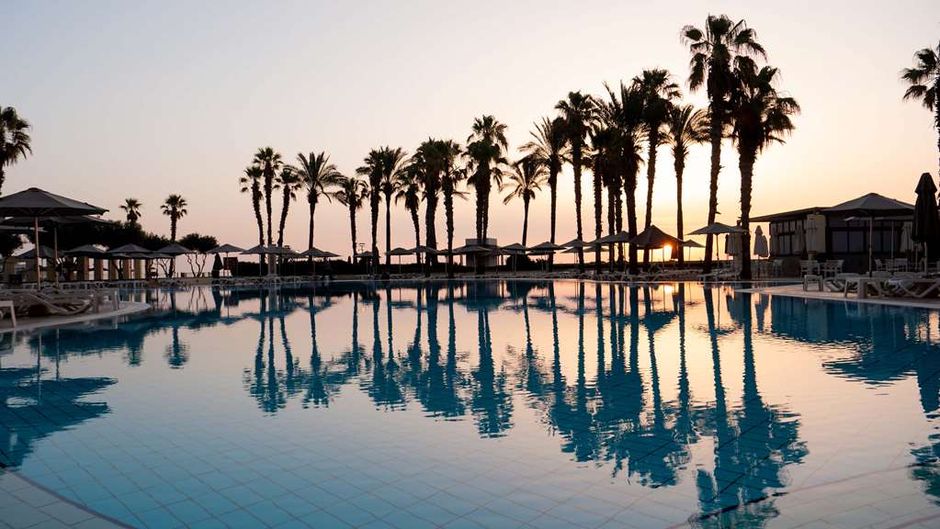 Hilton Malta Pool