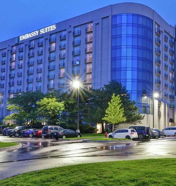 Embassy Suites Minneapolis Airport