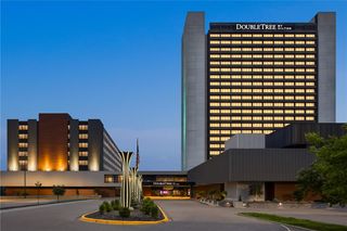 DoubleTree by Hilton Bloomington Mpls S