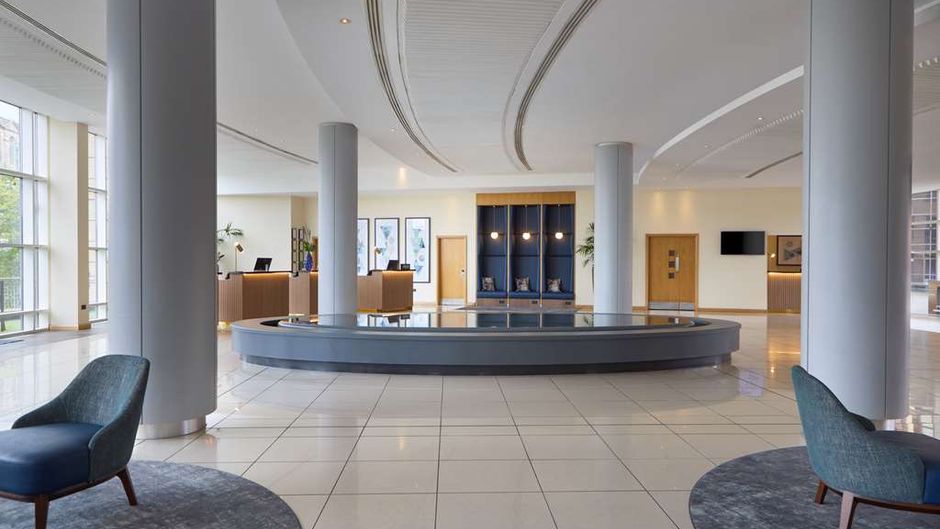 Hilton Newcastle Tyne Bridge Lobby