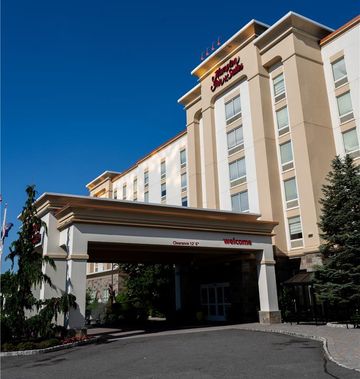 Hampton Inn & Suites Staten Island