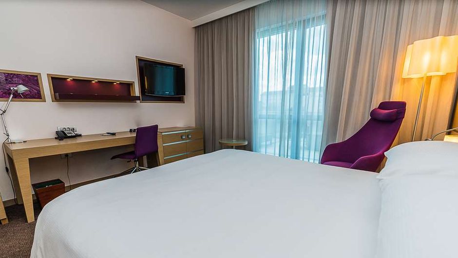 DoubleTree by Hilton Hotel Oradea Room
