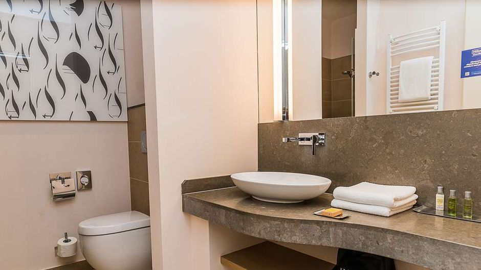 DoubleTree by Hilton Hotel Oradea Room