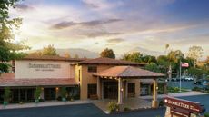 Doubletree by Hilton Hotel Claremont