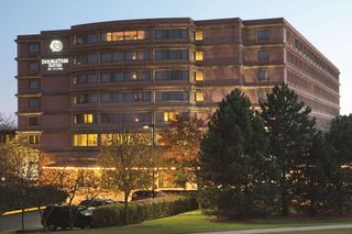 Doubletree Guest Suites & Conference Ctr