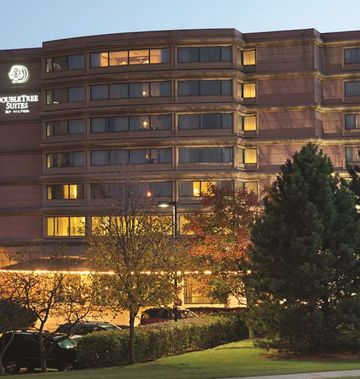 Doubletree Guest Suites & Conference Ctr