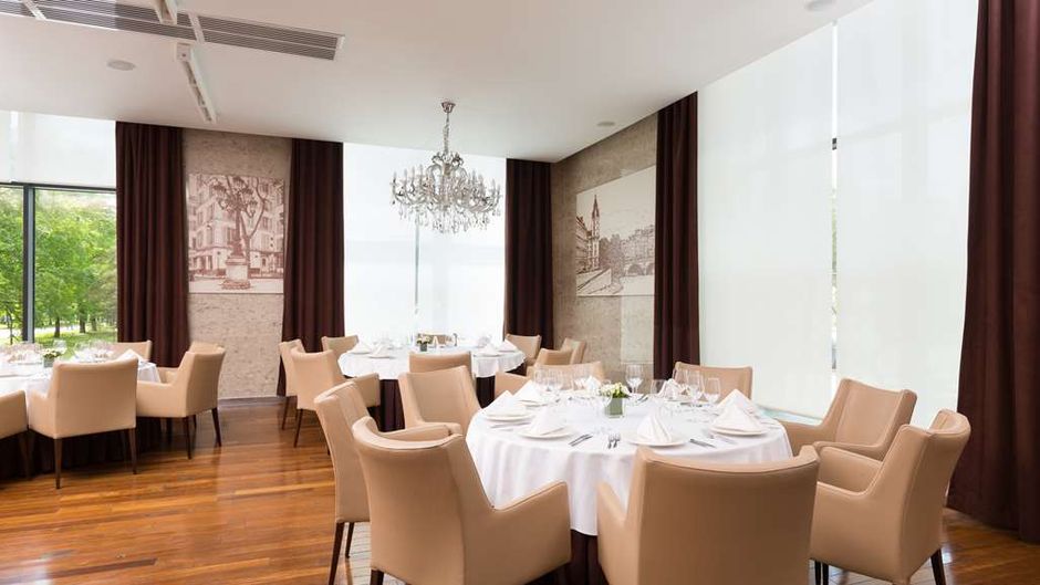 Doubletree by Hilton Novosibirsk Restaurant