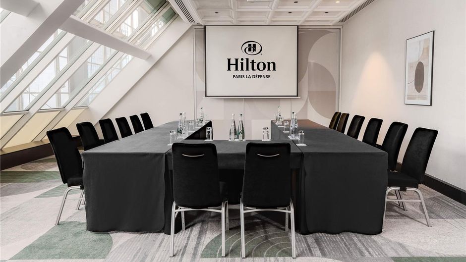 Hilton Paris La Defense Meeting