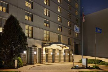 Homewood Suites by Hilton City Avenue