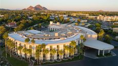 Embassy Suites Phoenix  Biltmore
